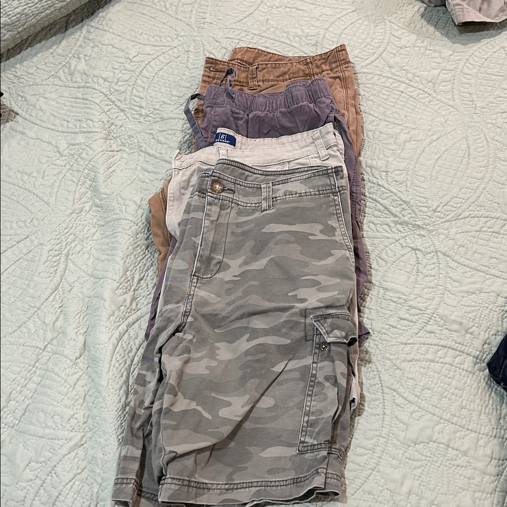 4 pairs men’s shorts